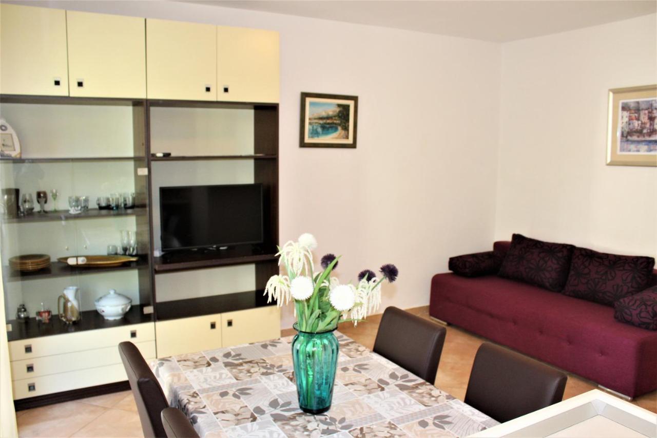 Apartments Raos Makarska Exterior foto